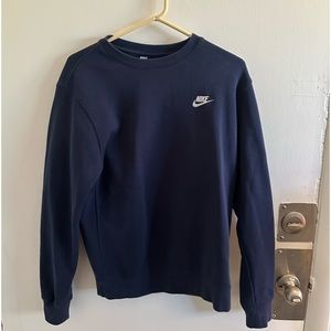 Nike crew neck navy size small